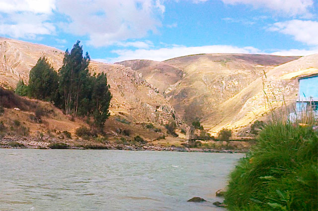 AGUA DULCE SUPERFICIAL (FW)